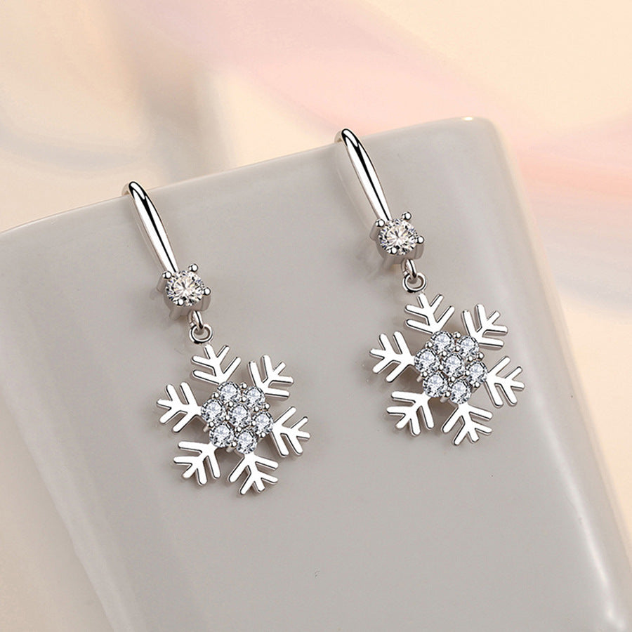 Temperament Snowflake Earrings